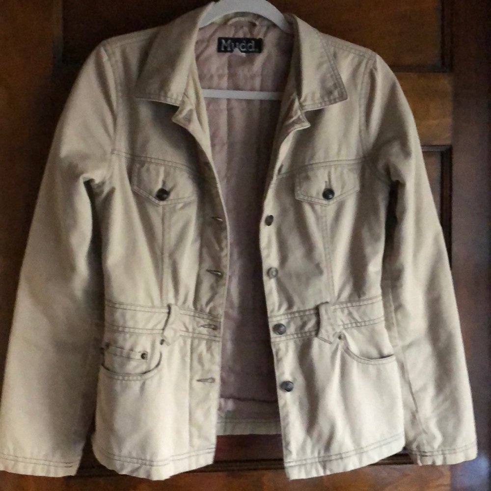 Tan Jacket - Picture 5 of 5